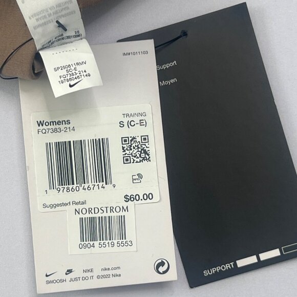 Nike Sports Bra Medium Support Padded Bra Size Small C-E - Picture 6 of 10